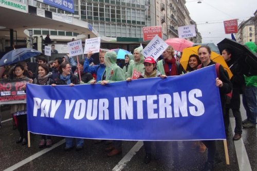 Protesto em Genebra, realizado no 1° de maio / Pay Your Interns 08062015-112730-payinterns