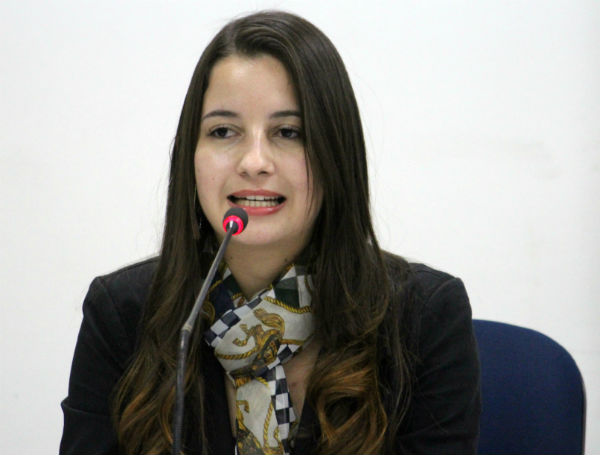25082014-153725-marcellie
