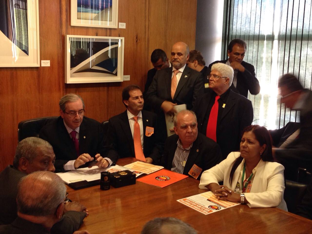 10022015-175703-centraisemurilonocongresso