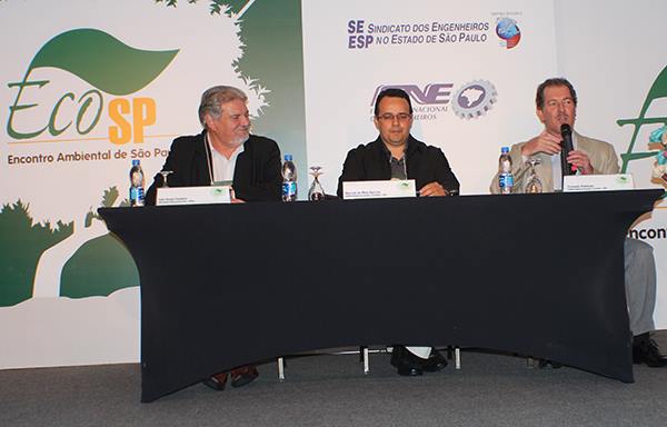 24042015-160322-ecosppalmezan